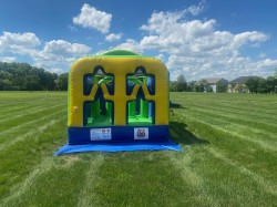 radical run inflatable obstacle course green 2 1790865696 Radical Run Inflatable Obstacle Course Green